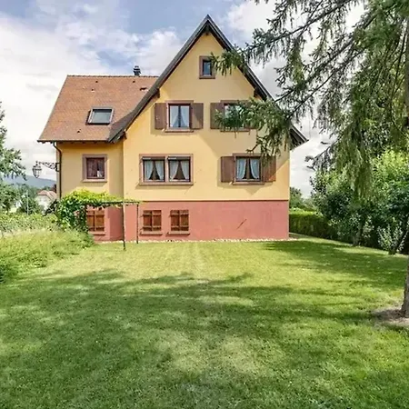 à Avec Vue Sur Jardin